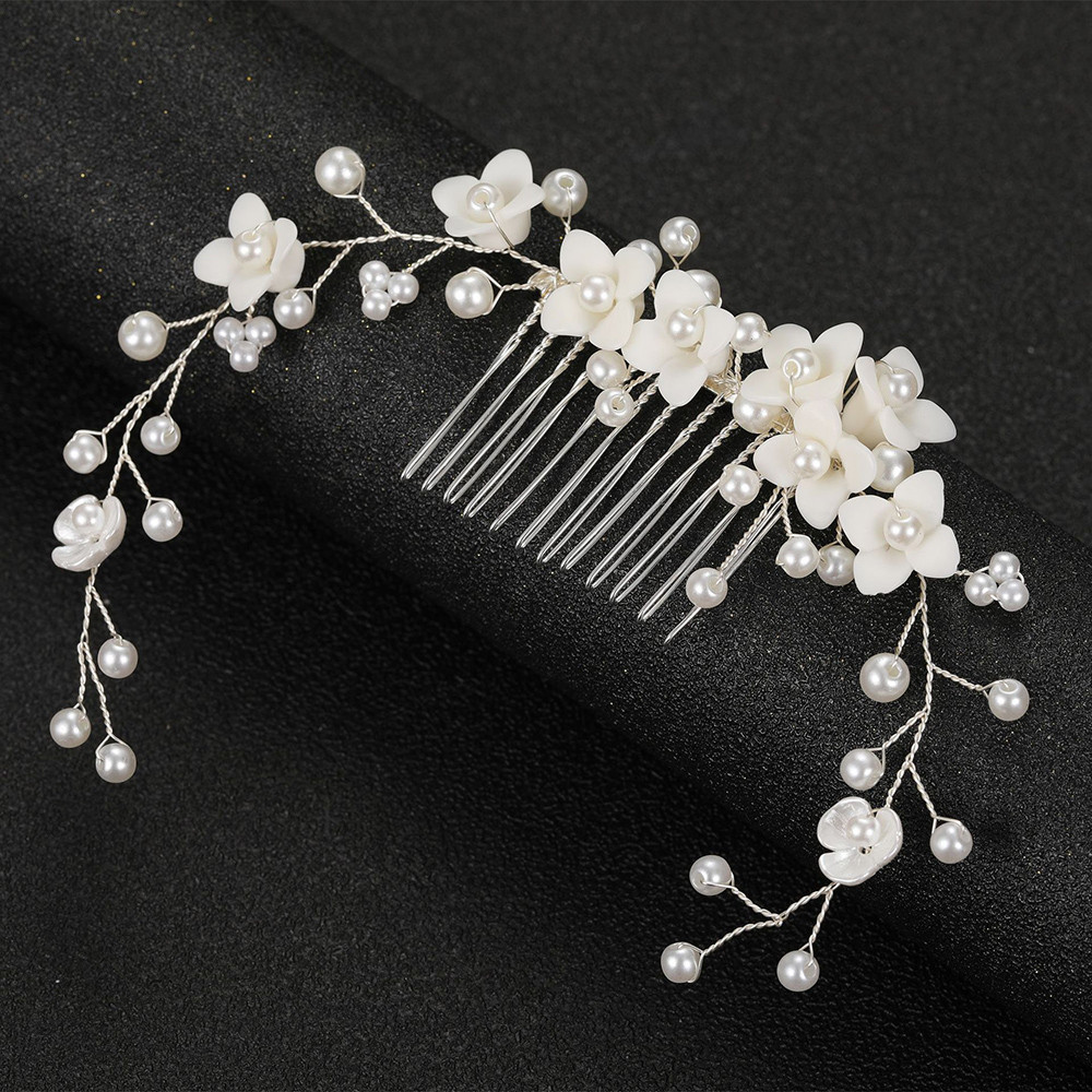 Hair Clips: Pearl Banquet