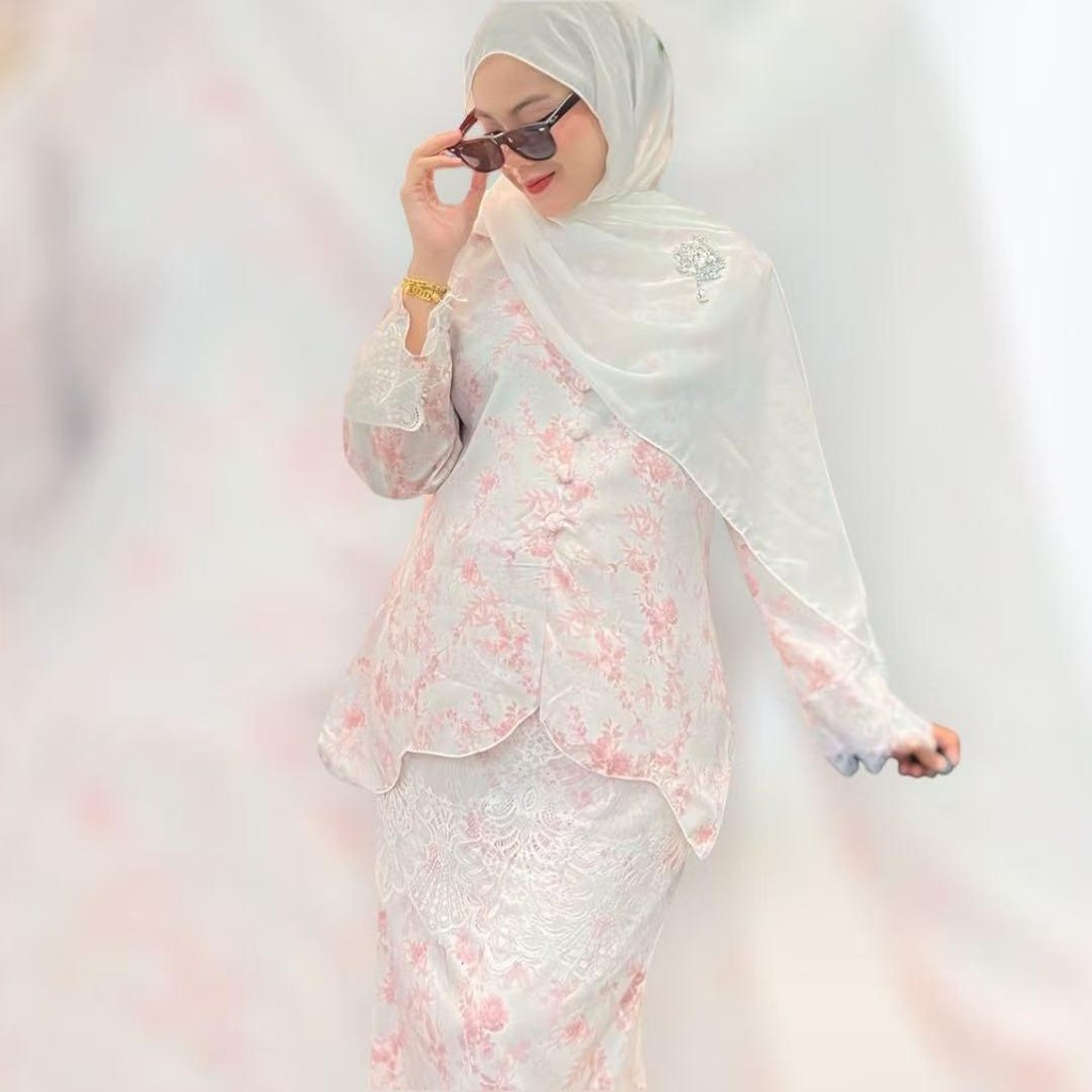 YAN@YAN Ameena Lace Floral Kebaya Set | Elegant Modest Muslimah Wear ...