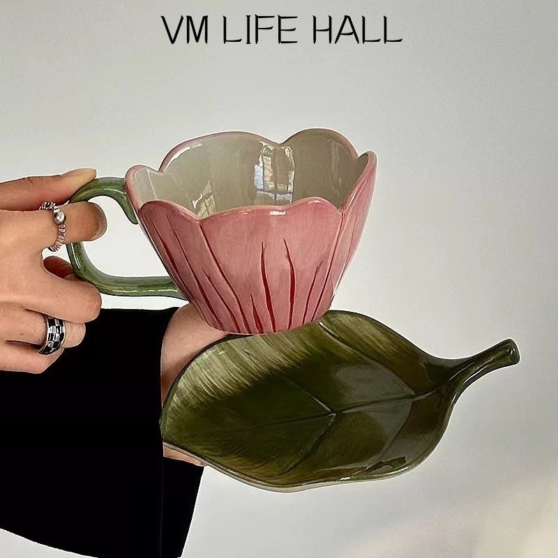 Hand-Painted Underglaze Color Three-Dimensional Tulip Cup Saucer Set ...