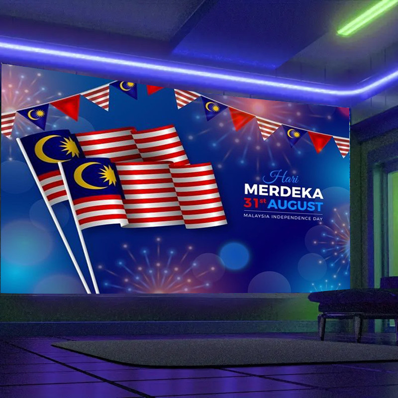 Cheers on August 31st! Malaysia Independence Day Merdeka tapestr, with ...