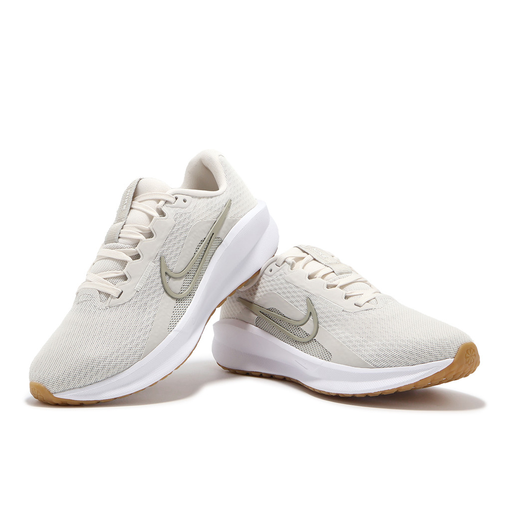 Nike Jogging Shoes Wmns Downshifter 13 Women s Milk Tea Color Road 