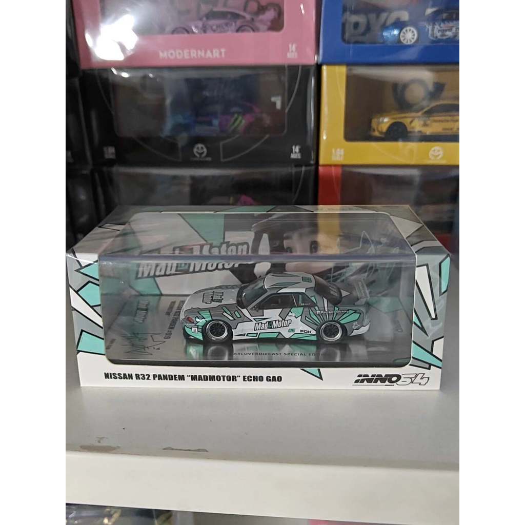 Inno64 NISSAN R32 PANDEM 
