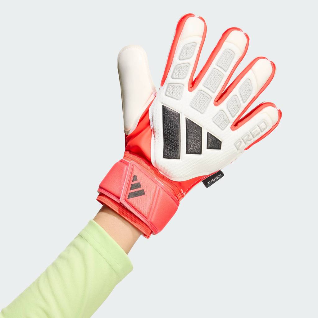 adidas Football PREDATOR GOALKEEPER GLOVE MATCH FINGERSAVE JUNIOR ...