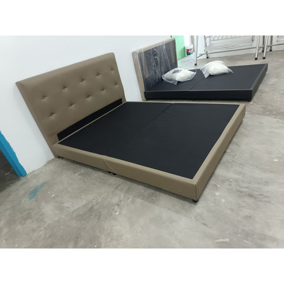 🔥𝙎𝙏𝑶𝑲 𝙏𝑬𝑹𝑺𝑬𝑫𝑰𝑨🔥Clearance Katil PVC Kulit Coklat Katil Queen Tambah Foam ...