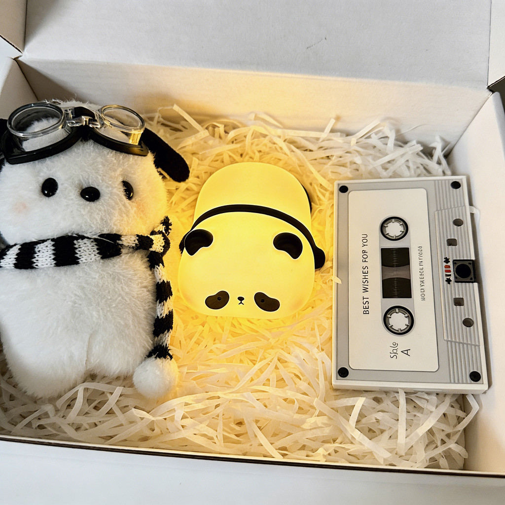 1 Set Pochacco Gift Box Cute Night Light Plushie Doll Birthday Gift ...