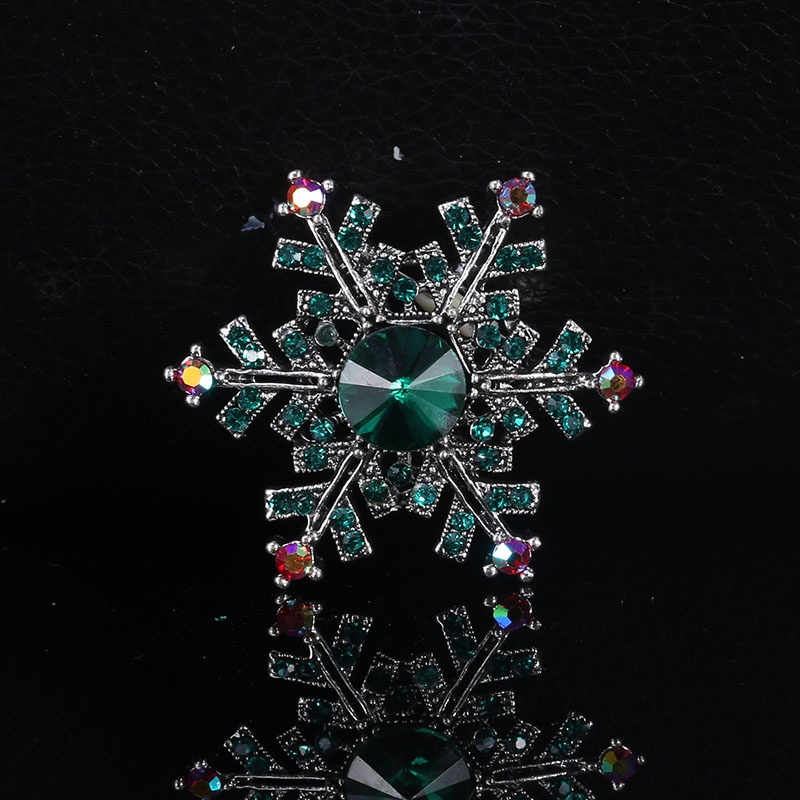 Fashion Snowflake Rhinestone Gem Brooch Creative Simple Wild Coat ...