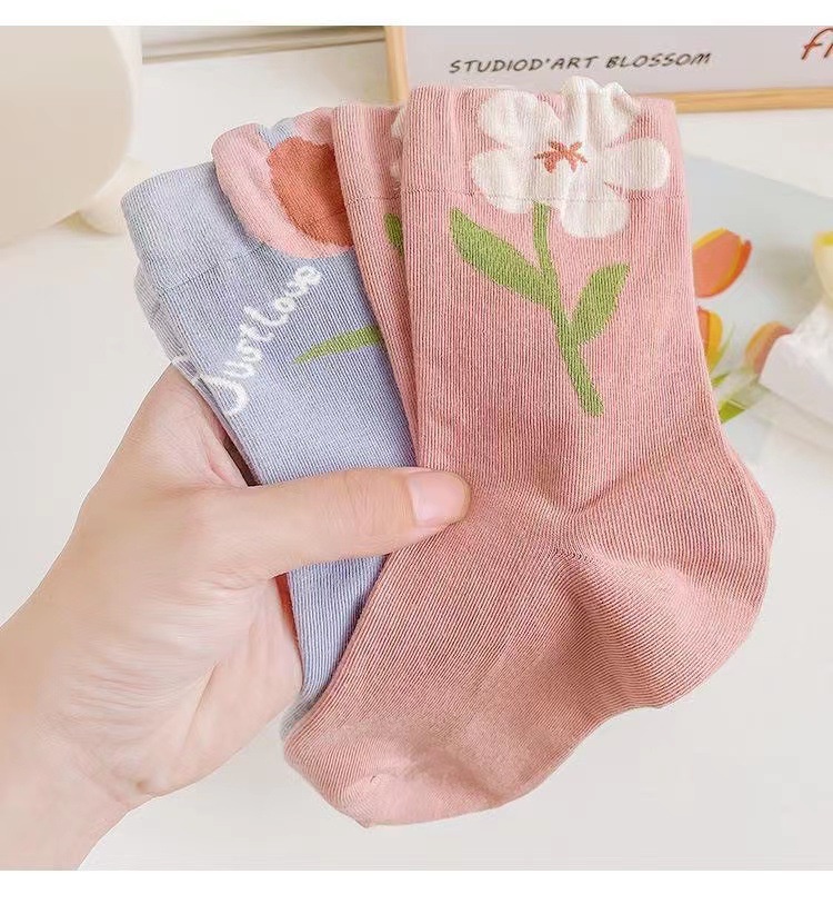 5 Pairs Women Summer Artsy Flower Thin Socks main image 1