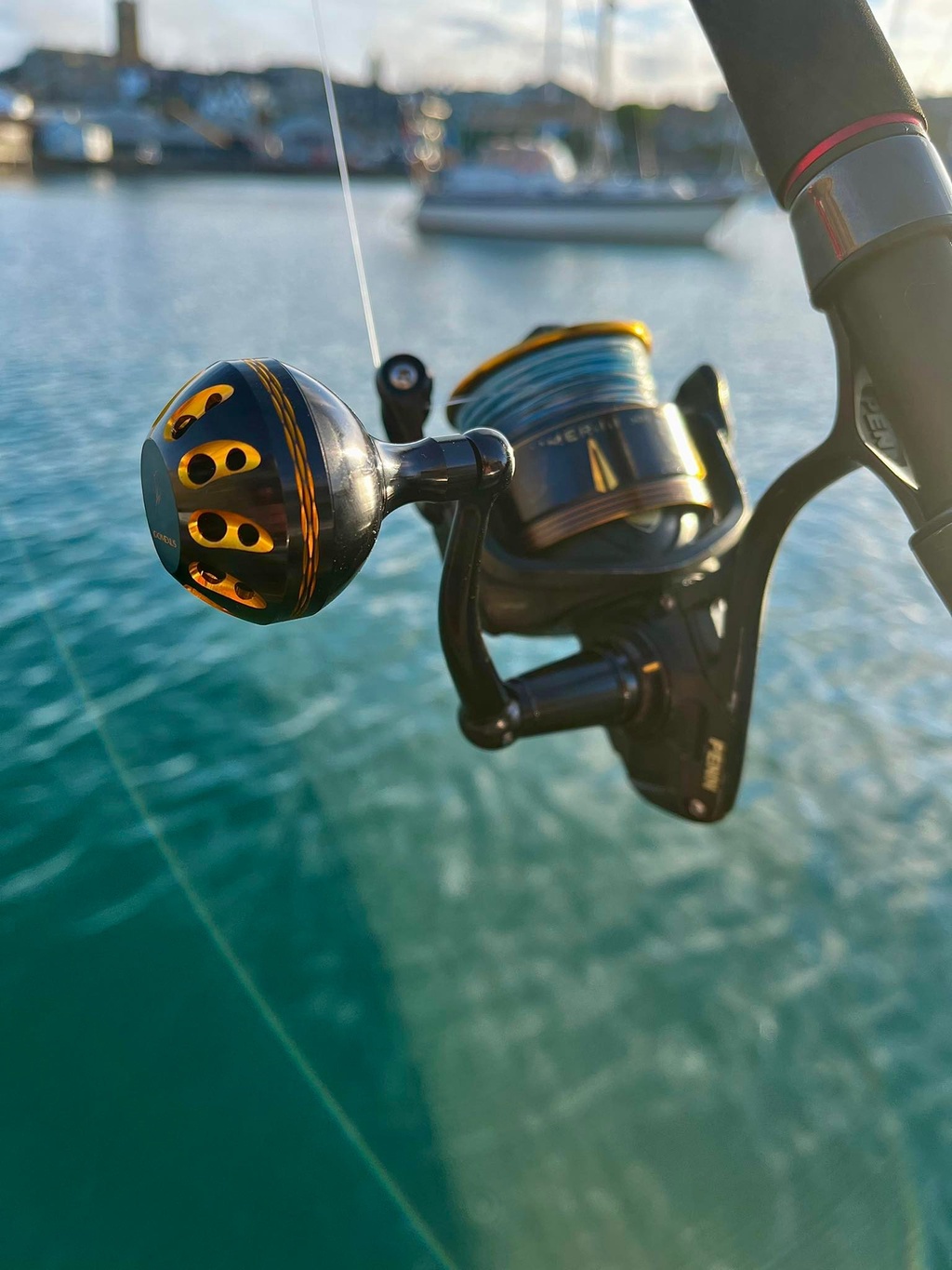 máy câu cá penn torque spinning reel