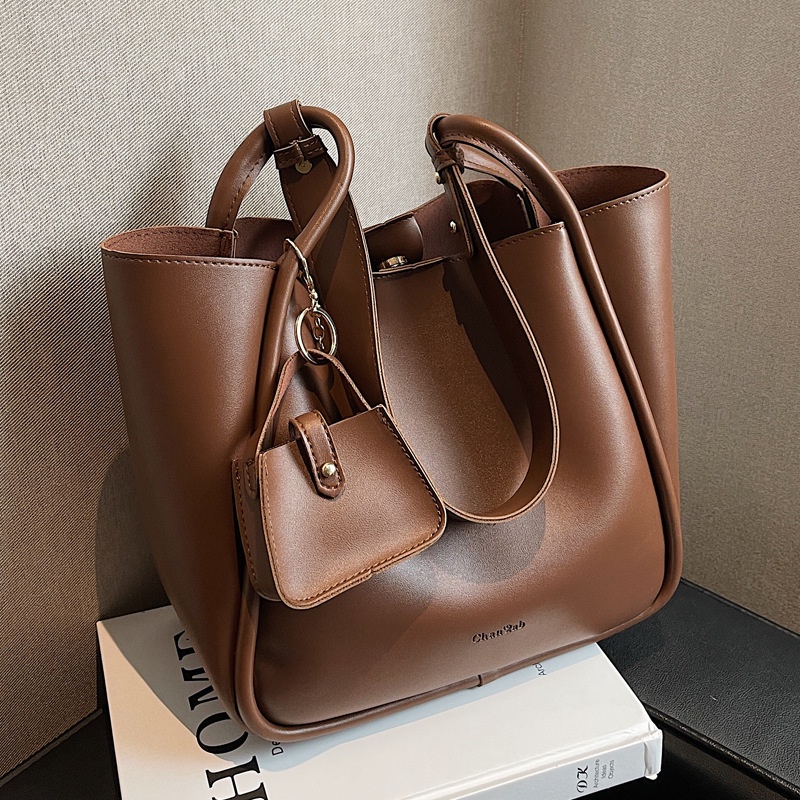 Buy New fashion bag women's fashion Korean version single shoulder net red Tote  Bag Handbag 2020 large capacity chainins Diana bag ｜Shoulder bag-Fordeal