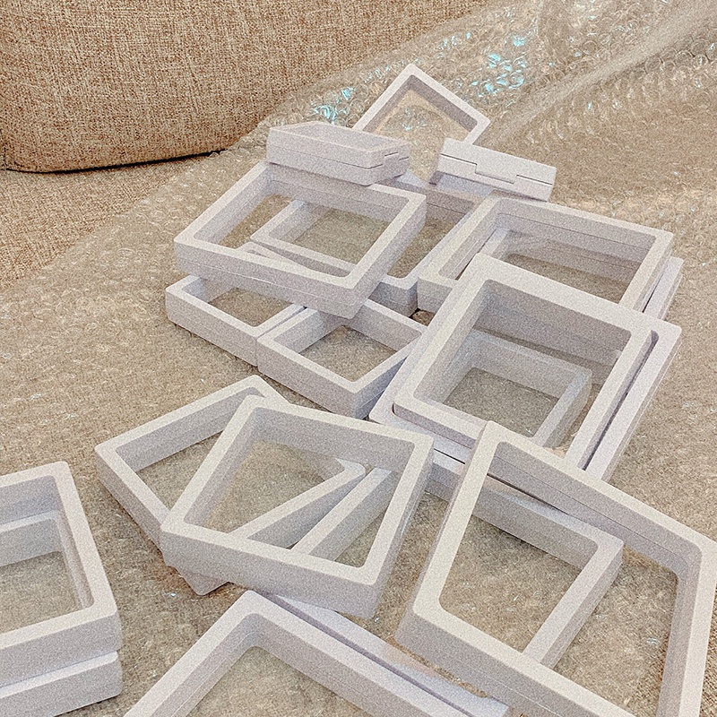 Coin Display Stand 3D Floating Picture Frame Shadow Box Jewelry Display Stand Ring Pendant Holder Protect Jewellery Stone Presentation Case Challenge Coin Display Case
