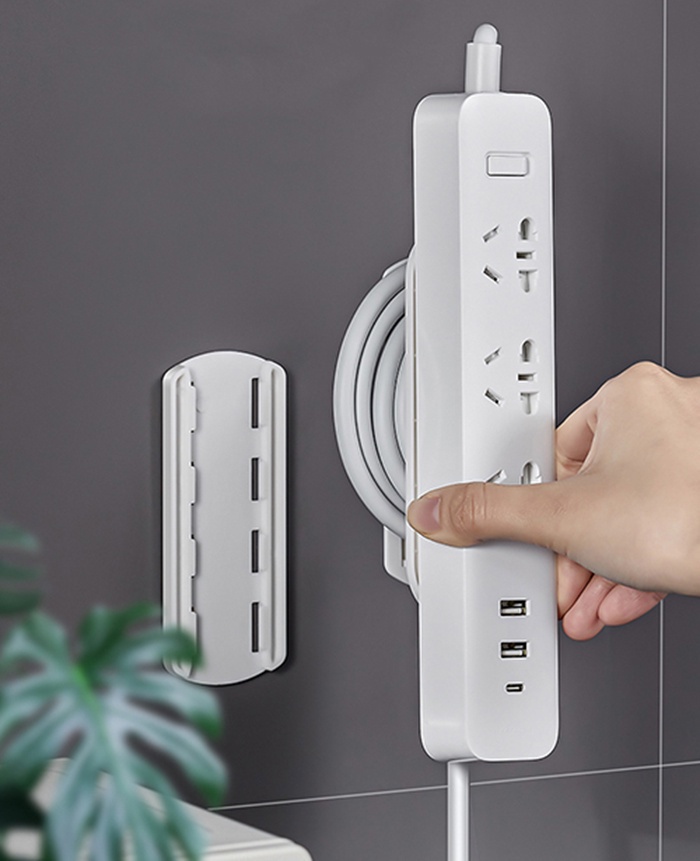 FEELING🔥插排 Self Adhesive Power Strip Holder & Socket Plug Rack, No ...