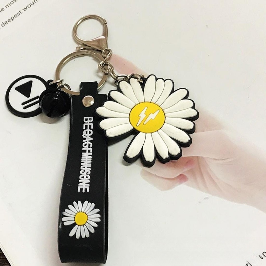 Kpop Idol BIGBANG G-DRAGON Keyring GD Daisy Charm Keychains | Shopee ...