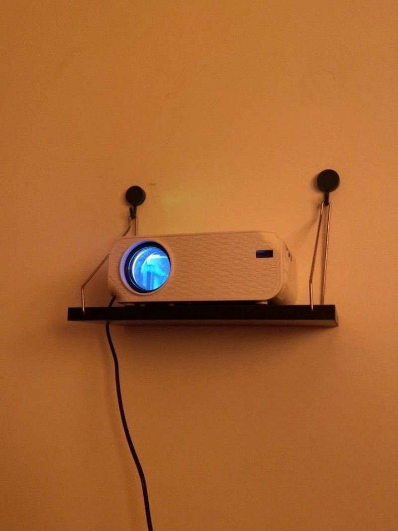 Wall-Mounted Projector Stand No-Drill Bedside Wall Racks Bracket ...