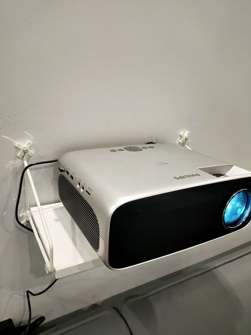 Wall-Mounted Projector Stand No-Drill Bedside Wall Racks Bracket ...
