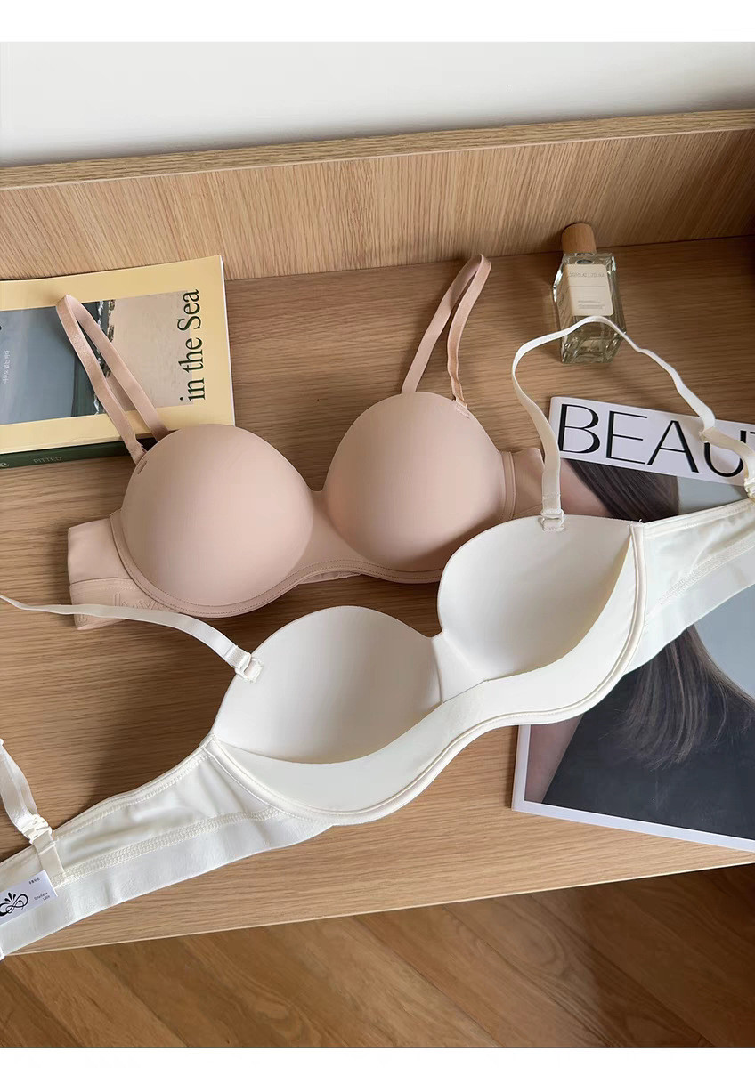 Women Bras Look Big Non-Marking Small Breasts Semicircle Ball Anti ...