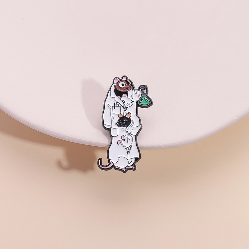 Funny Mouse Scientist Brooch Pins Cartoon Lab Chemistry Brooch Metal ...