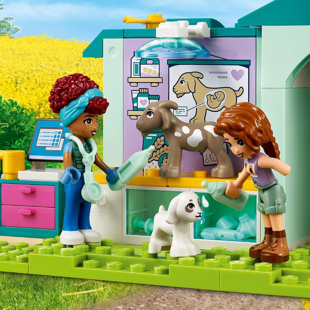 LEGO 42632 Friends Farm Animal Vet Clinic Building Toy Set (161 Pieces ...