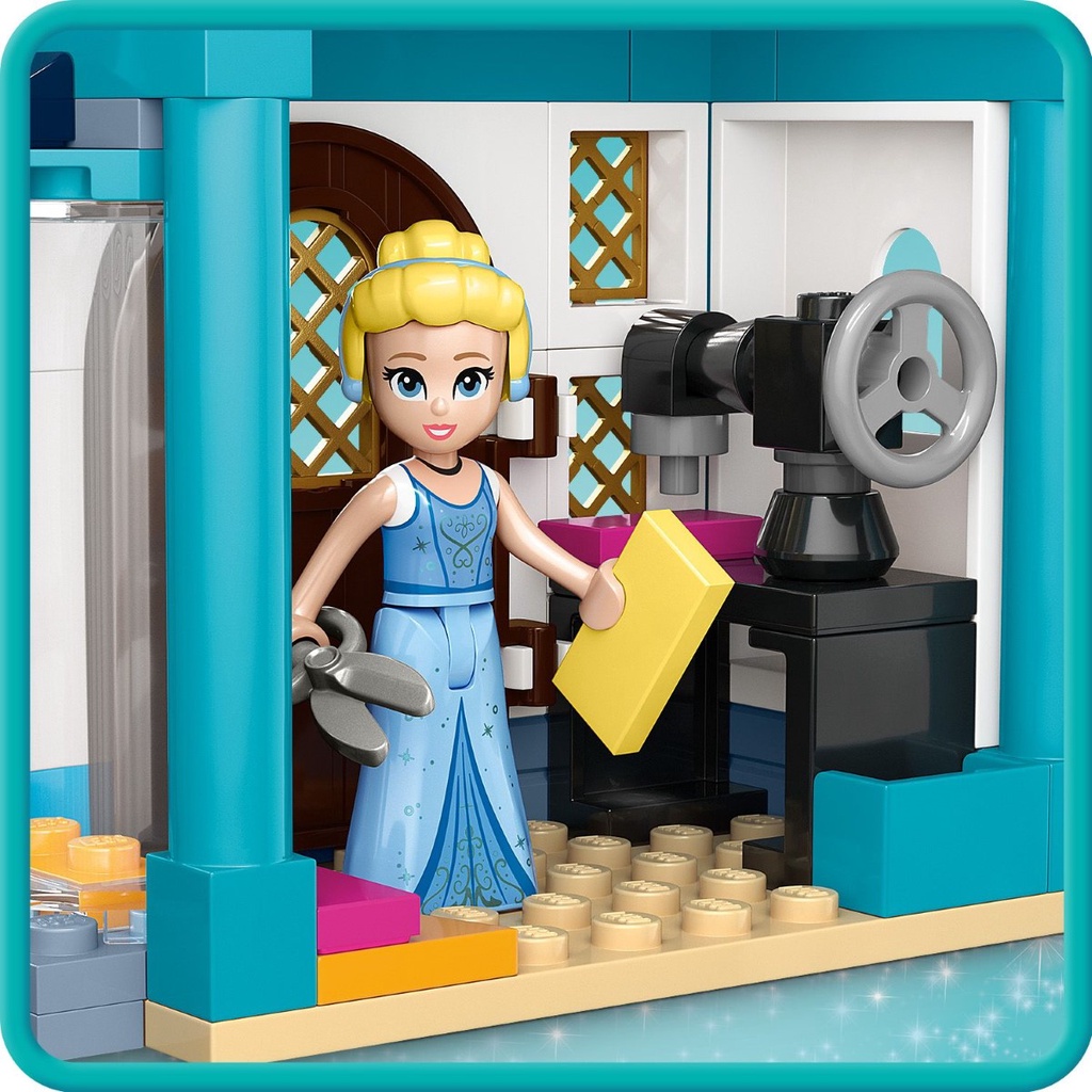 LEGO 43246 Disney Princess Market Adventure Building Toy Set (817 ...