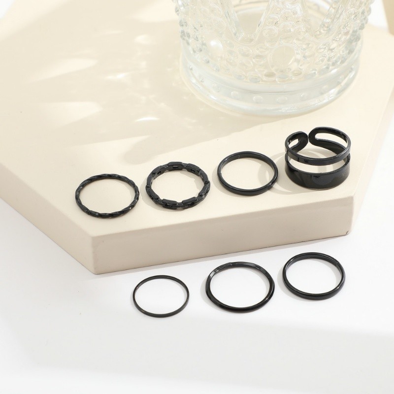 Black ring set of 7pcs, creative personalized simple stacking set of ...