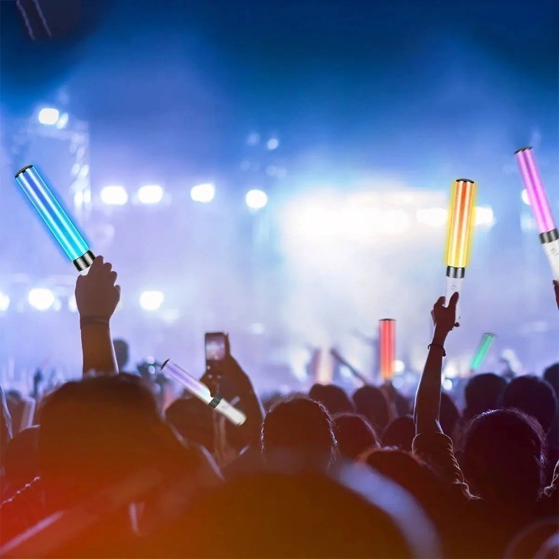 LED Glow Sticks - Flashing Luminous - Colorful Light Up Cheer Tube ...