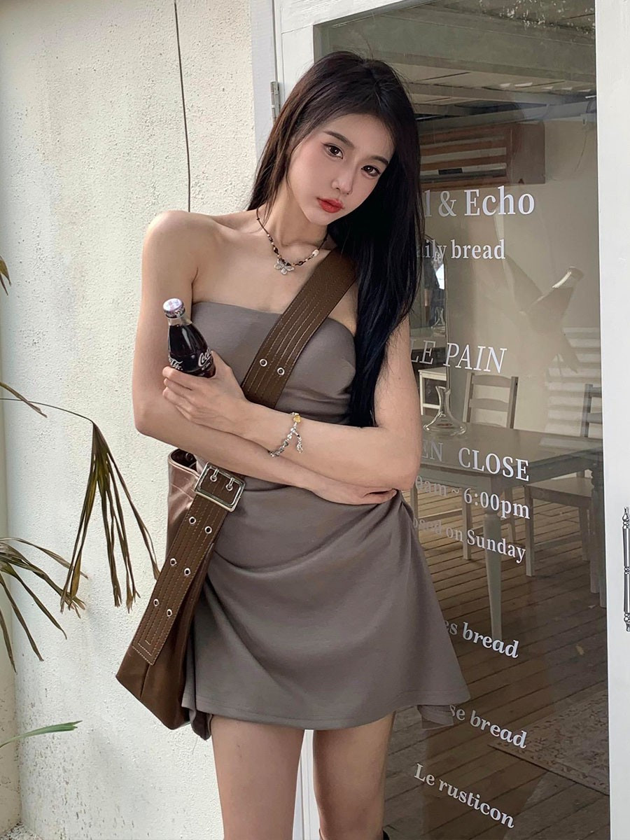 Sexy Hot Girl Narrow Waist Covering Flesh Halter Dress Women Summer ...