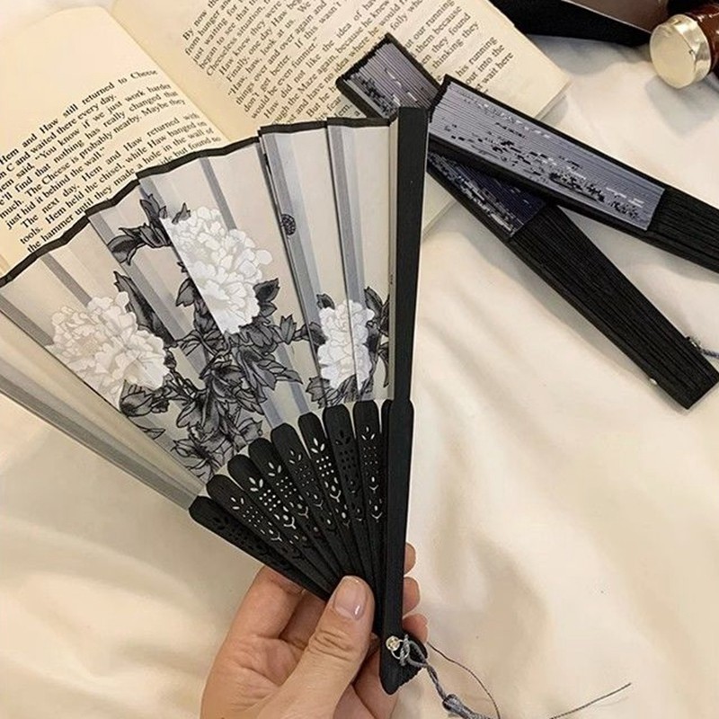 Classical Dance Fans Portable Chinese Style Hand Fan Portable Foldable ...