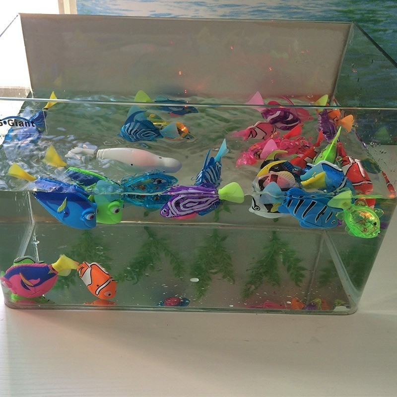 Ikan Robot Glowing Robot Fish Toy Kid Baby Bath Toy Baby Shower Toy ...