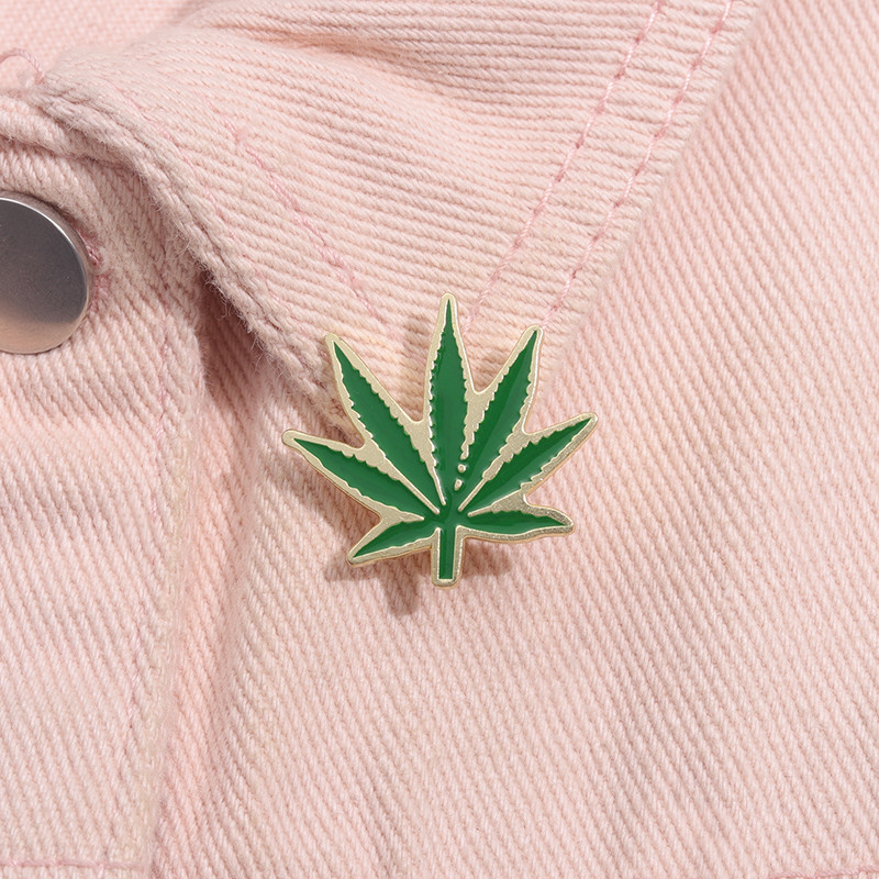 Tree Leaf Brooch Pin Cute Green Leaves Brooch Metal Badgess Backpack ...