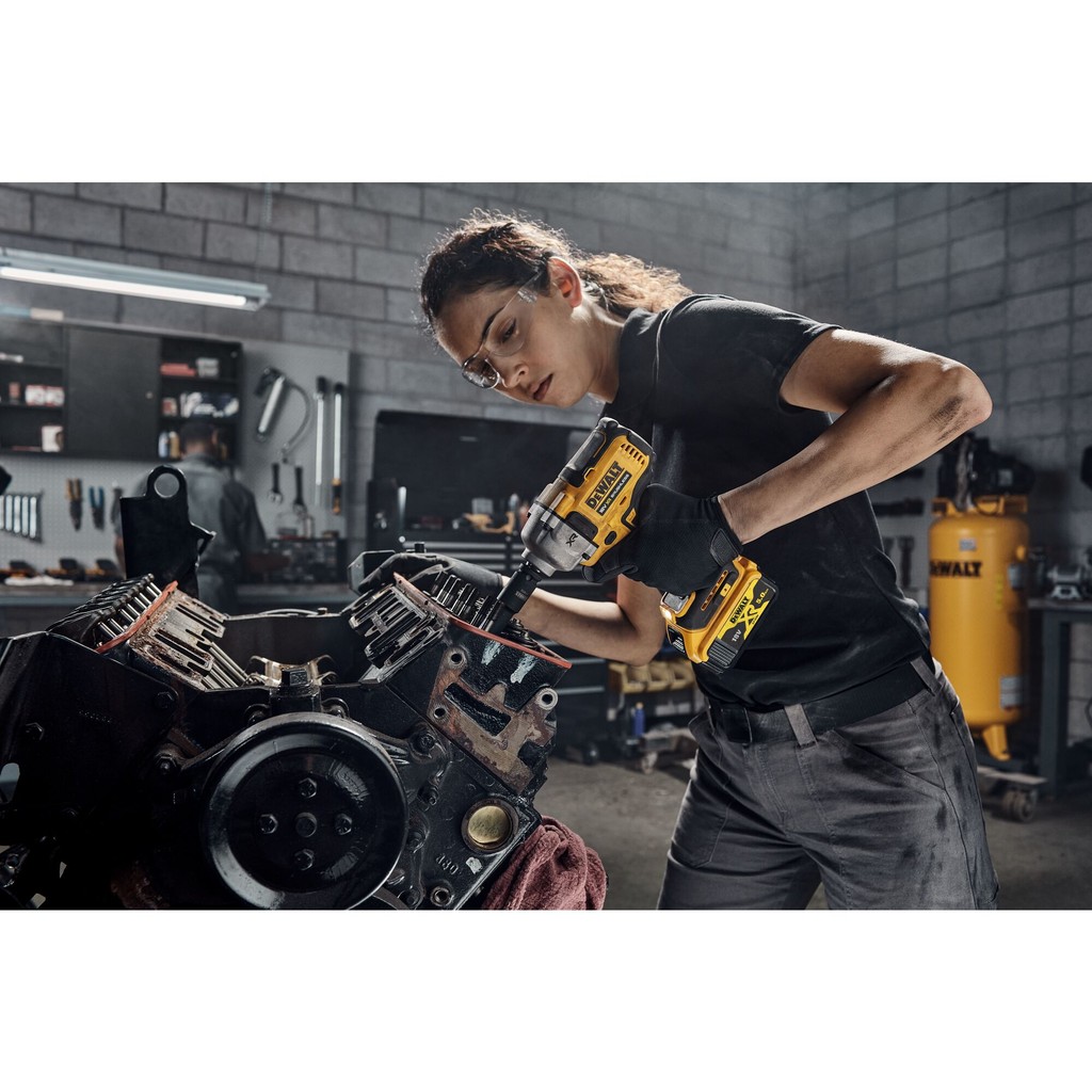 Dewalt 20V Max DCF891 Cordless 1/2 in Mid-Torque Impact Wrench ...