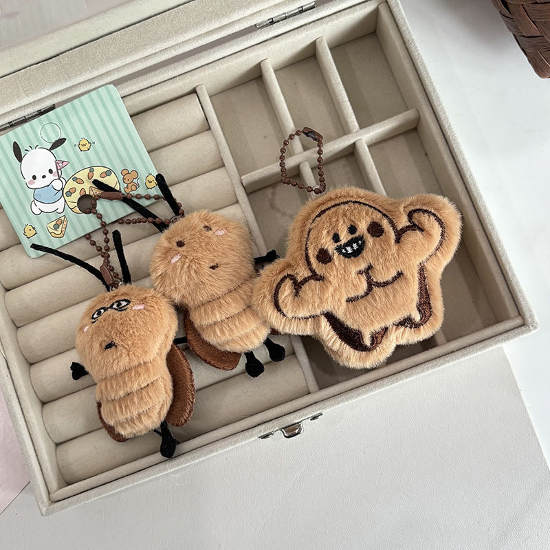 Cute Roach Plush Keychain Prank Bug Toy Backpack Decor Gag Gift ...