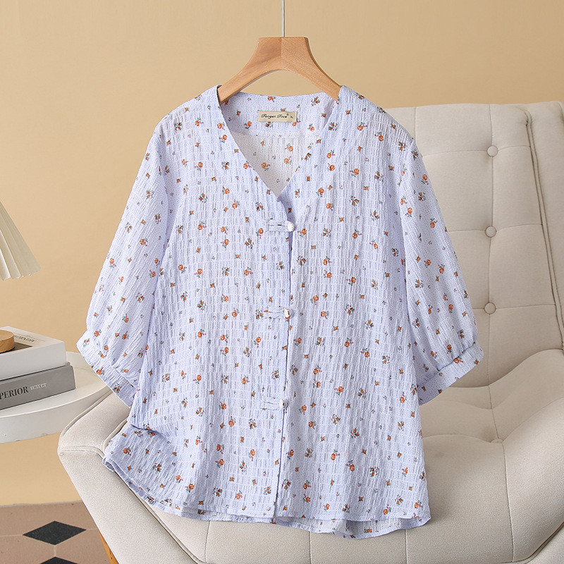 Plus Size Printed V-Neck Half Sleeve Blouse