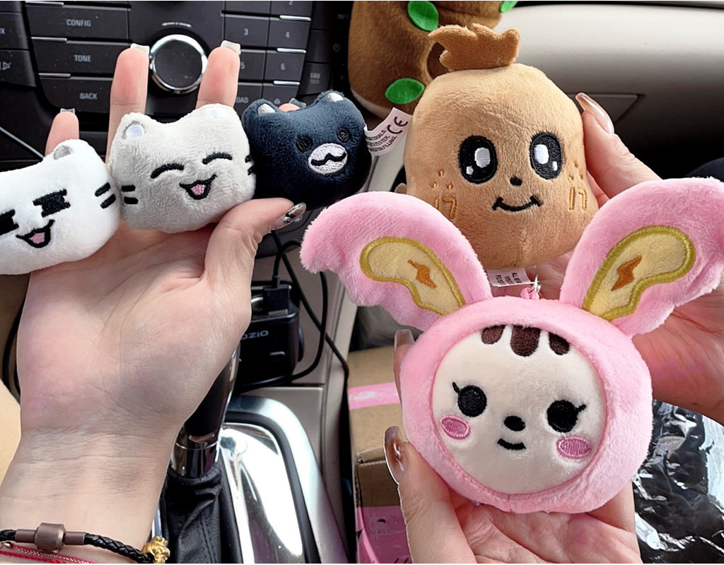 CARAT Fan Merchandise SEVENTEEN Plush Keychain Set - 8cm CARAT Fan