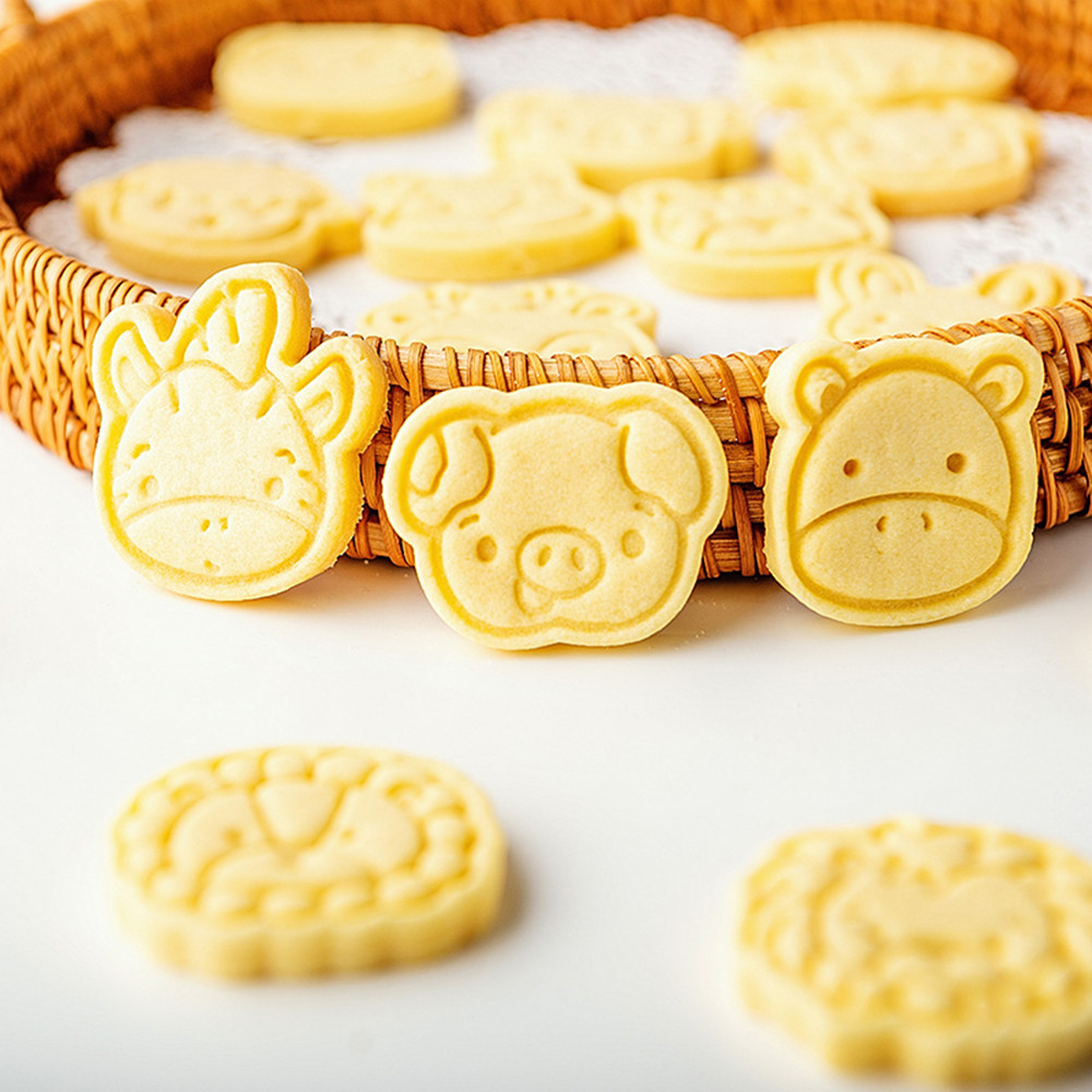 Cartoon Animals 3D Cookie Molds Fondant Cutter DIY Baking Decorating ...