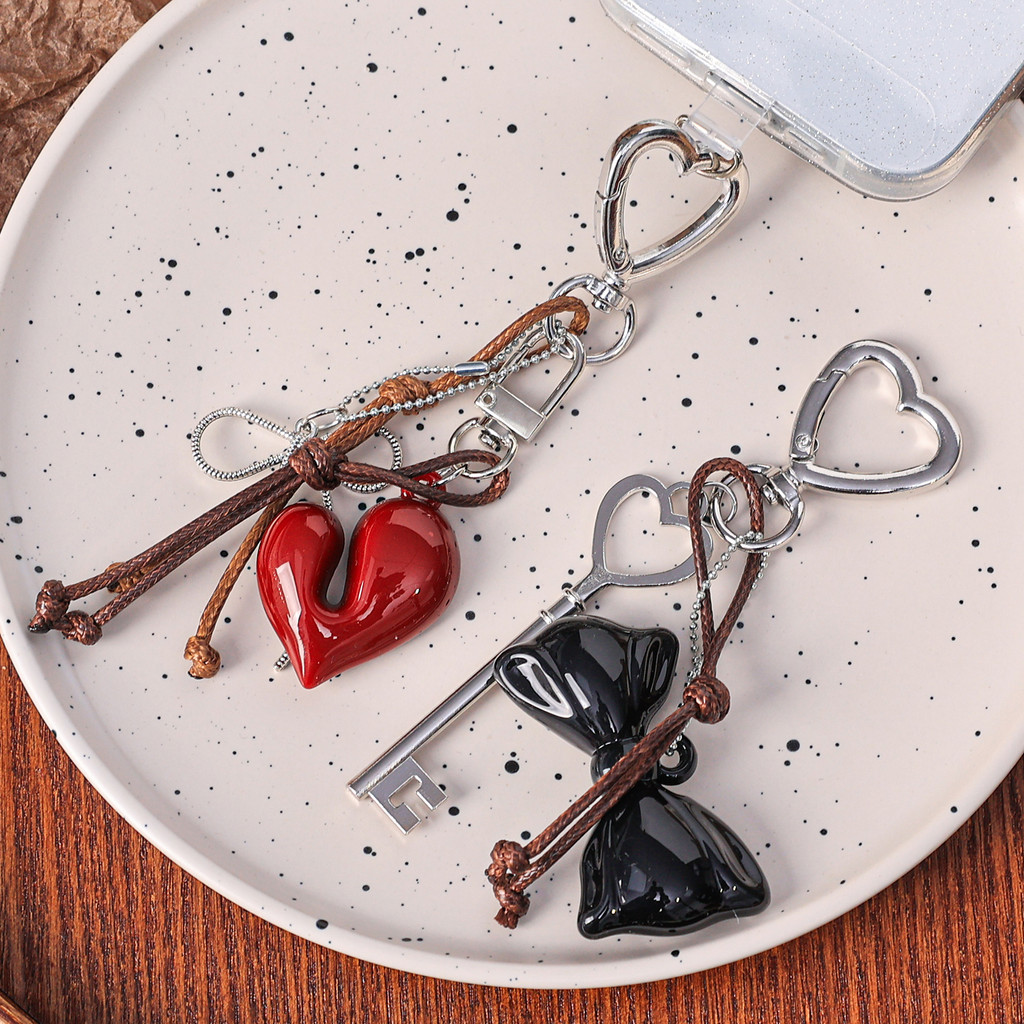 Retro Ankela Red Bowknot Heart-shaped Pendant Key Chains - Y2K Bow ...