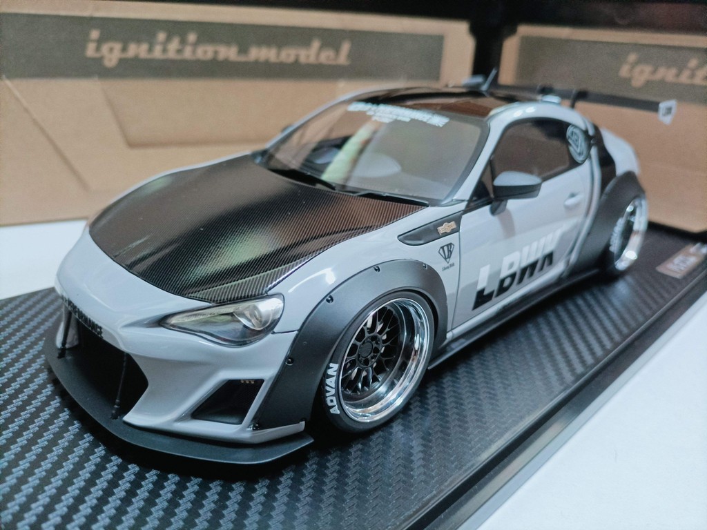 IG 1 18 Toyota Wide Body Modified Sports Car Model LBWK Toyota 86 ZN6 ...