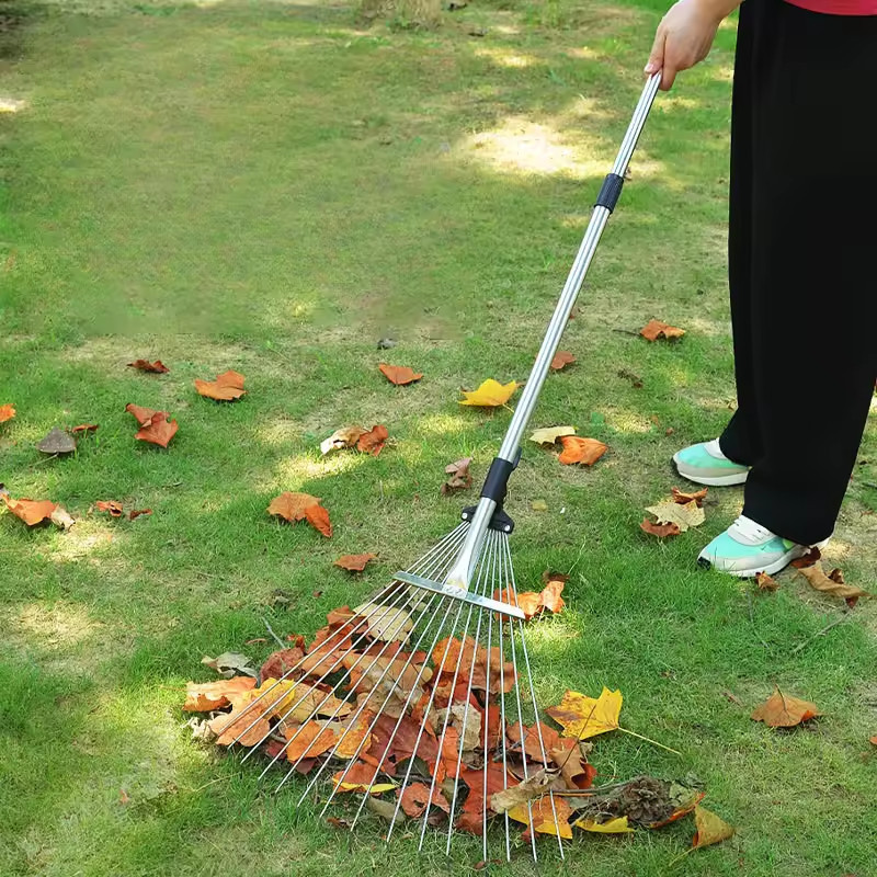 Pencakar Rumput Stainless Steel Retractable Garden Rake Lawn Grass ...