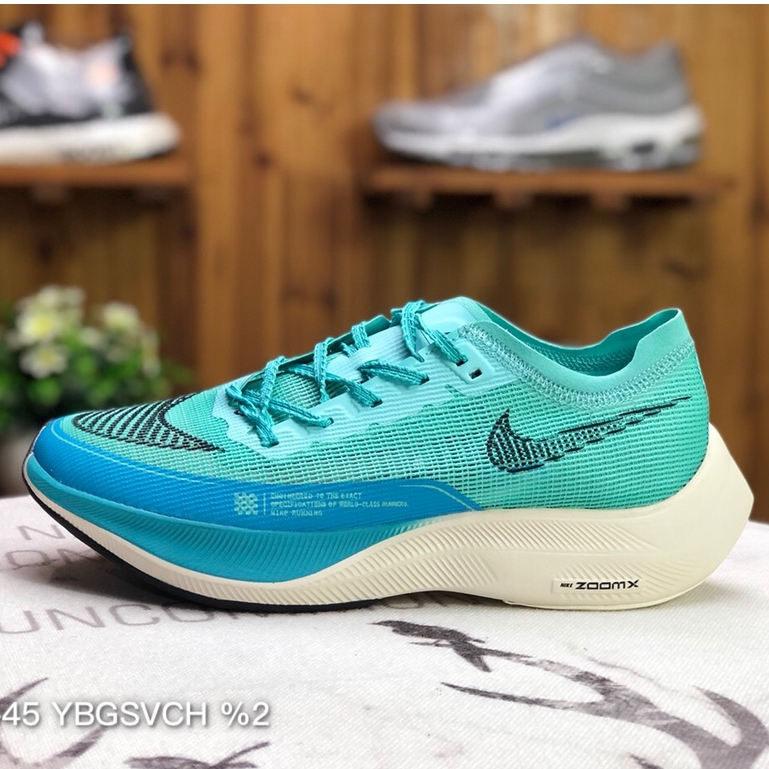 vaporfly zoomx running shoes