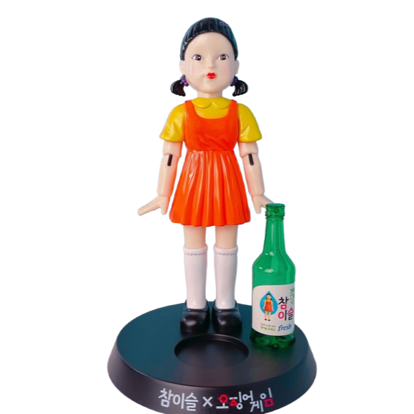 [Squid Game] Younghee Game Toy Figure(with soju cups) | Shopee Malaysia