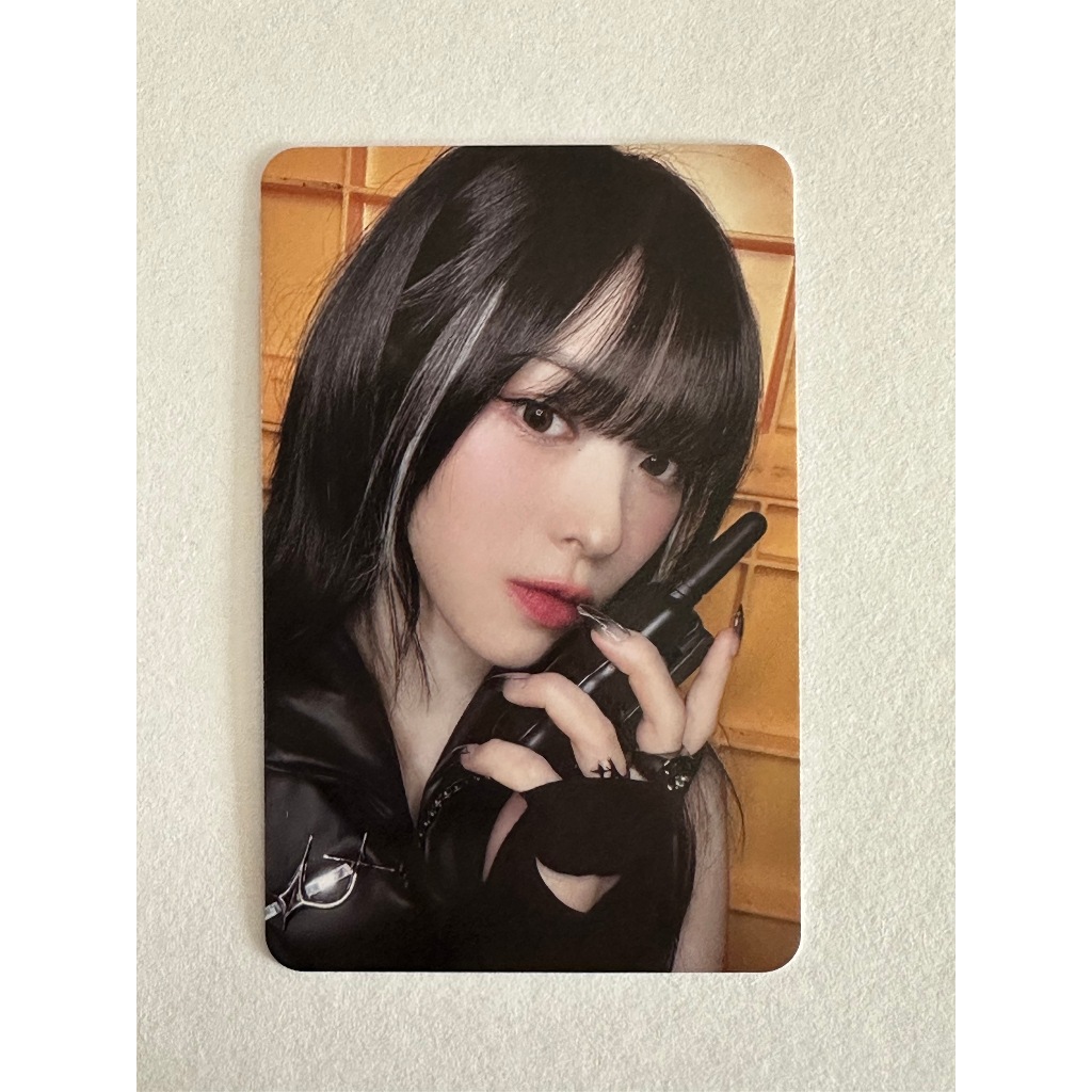 ITZY 2nd Album BORN TO BE Official PHOTOCARD - Ryujin | Shopee