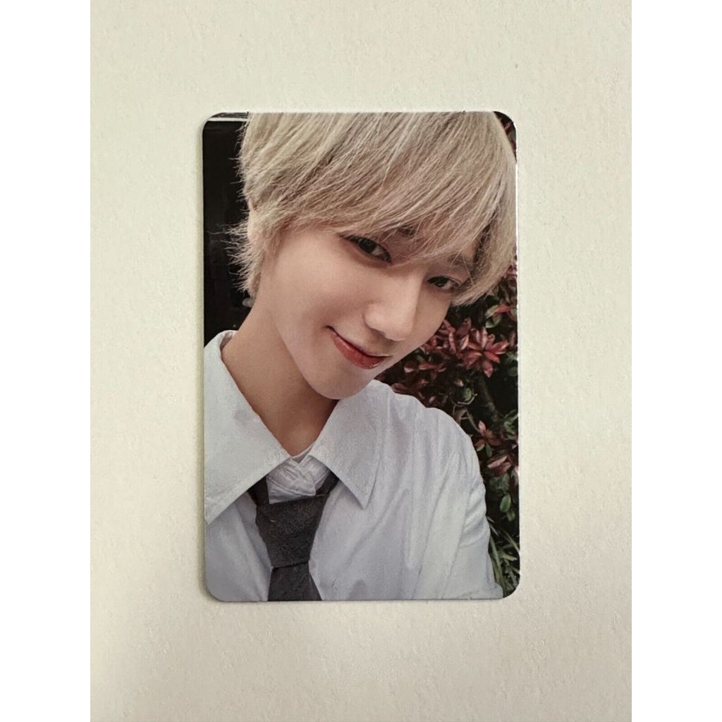 Super store Junior Yesung Solo Hologram Photocard Set