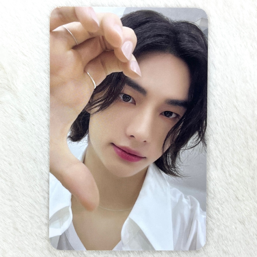 Hyunjin discount photocard