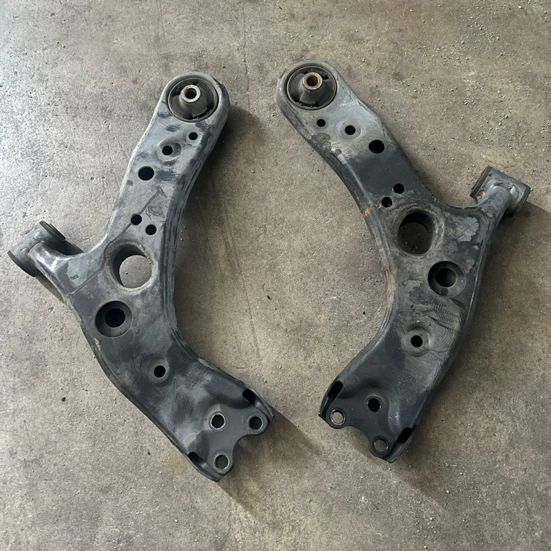 🇯🇵Toyota Prius Front Lower Arm For ZVW30 Lexus CT200H 2ZR IMPORTED FROM ...