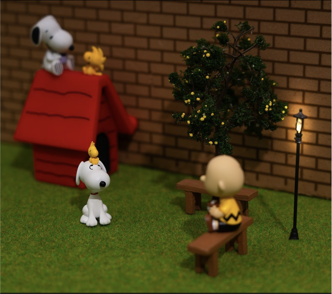 [PEANUTS] Snoopy Monitor Figure | Shopee Malaysia