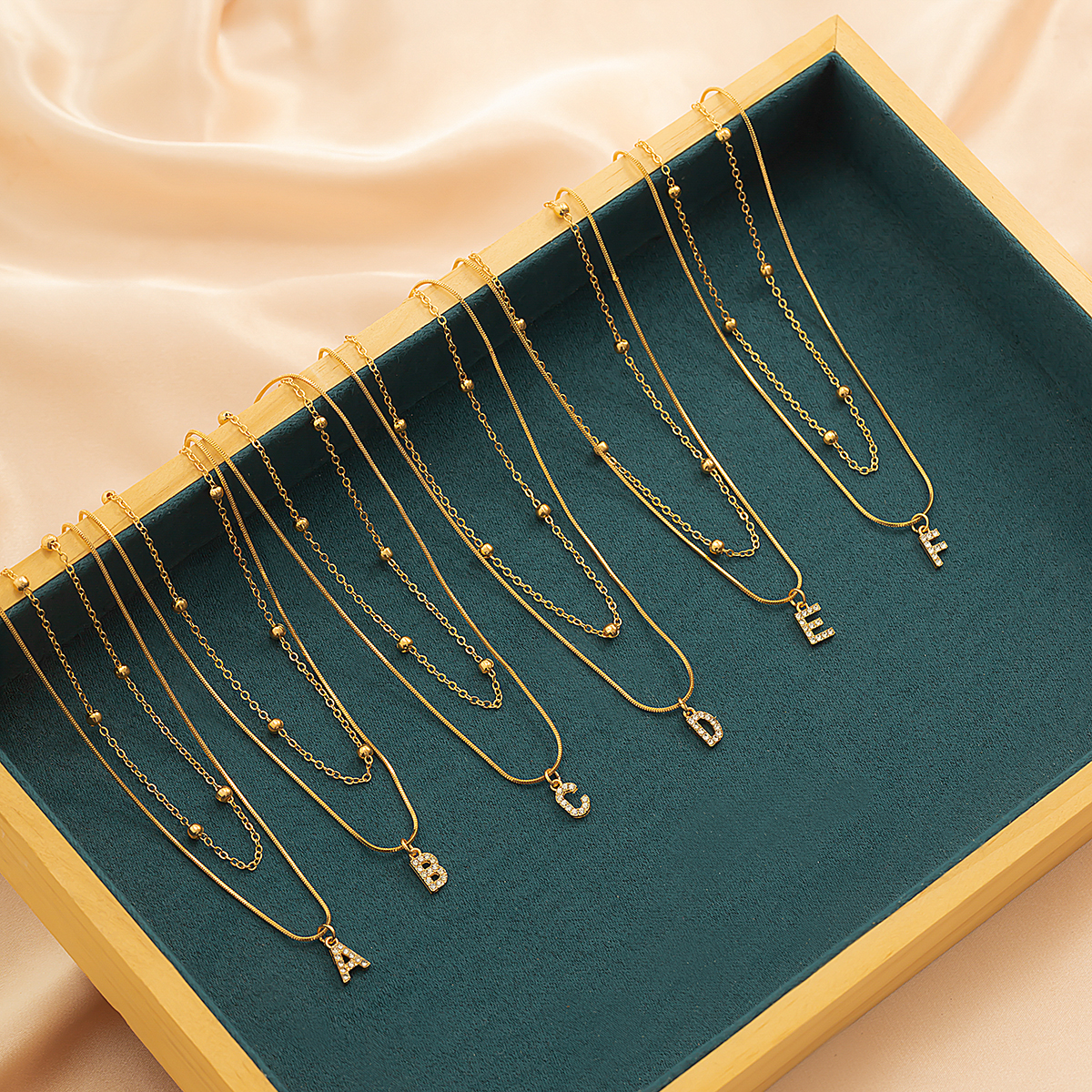 1 Stylish Luxury New Style 26 Letter Lip Chain Women's Pendant Necklace Jewelry P | ChicGrl main image 0