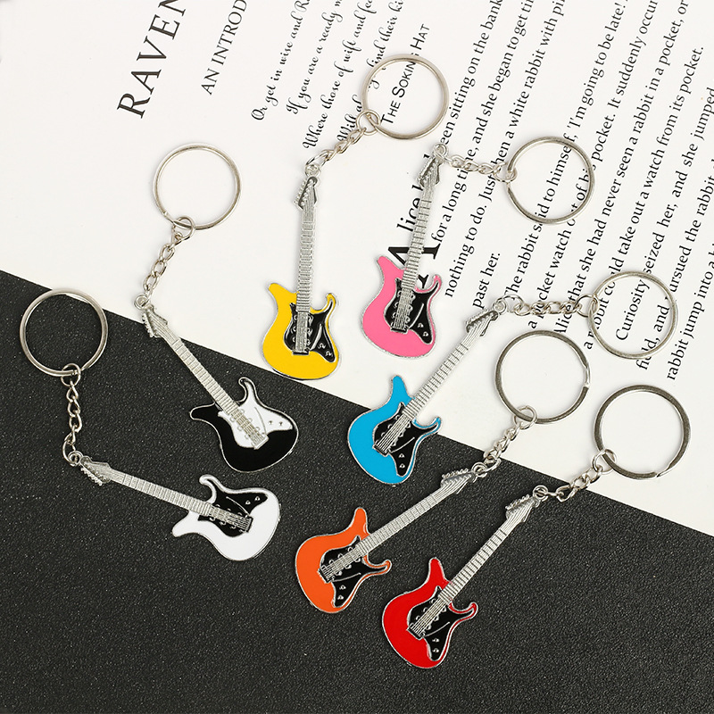 1pcs Alloy Electroplating Electric Guitar Pendant Pendant Keychain Can