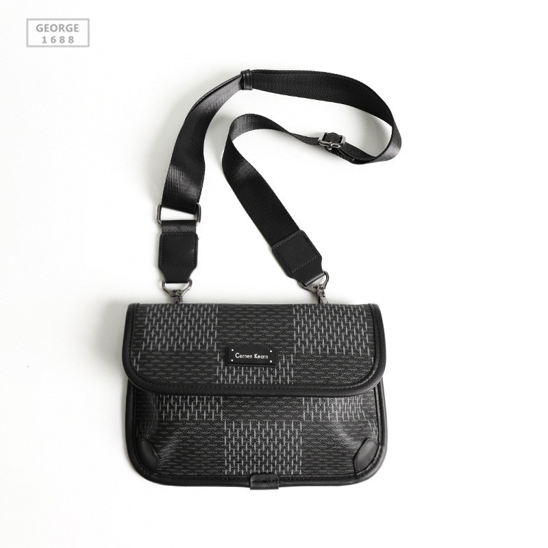 Men Checked Shoulder Bag Trendy Messenger Bag Street Fashion Leather