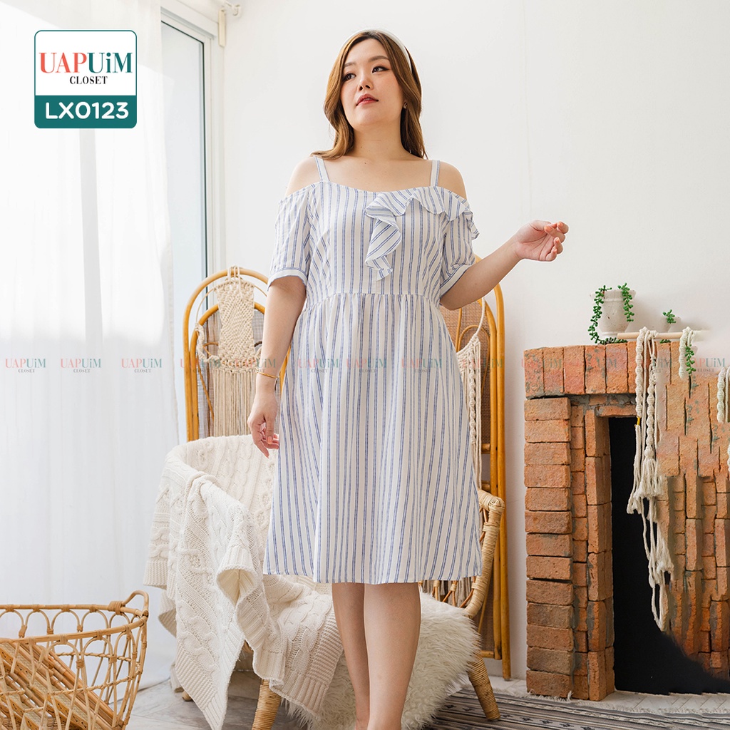 (LX0123) Dress Chubby Girl Off-Shoulder Decorated With Ruffles At The ...