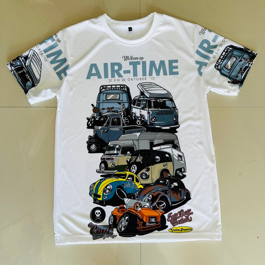 Vintage Classic Car Print T-Shirt With Beautiful White Background ...