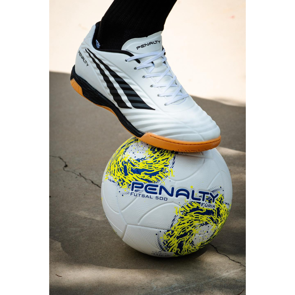 Penalty futsal shoes deals