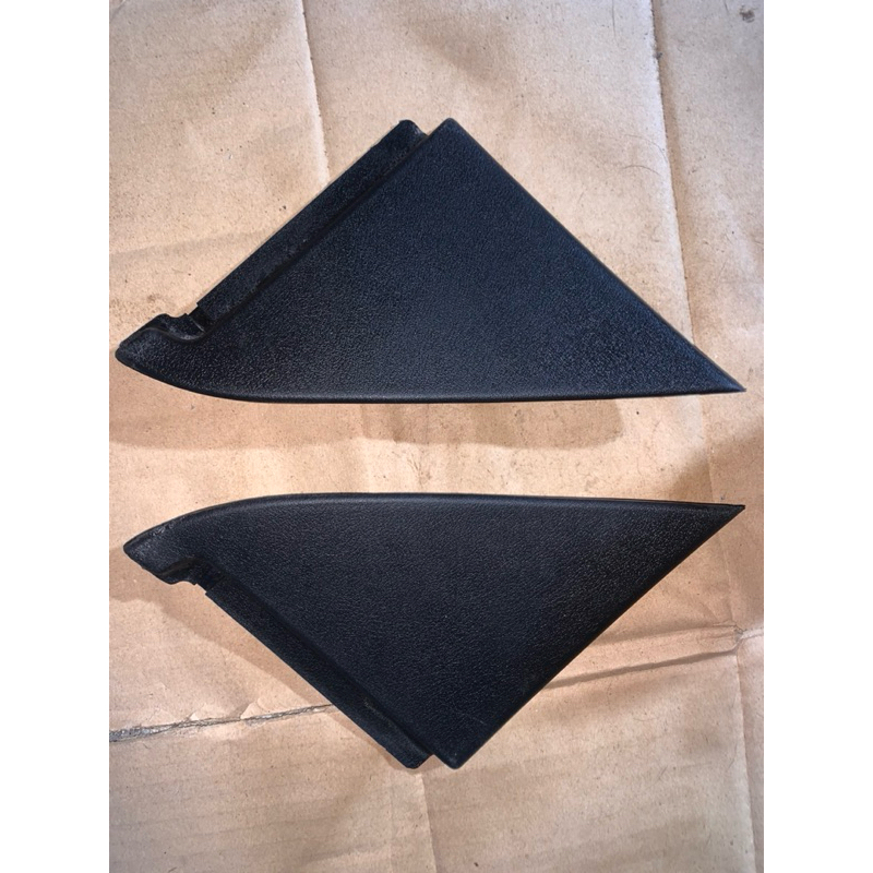 (Genuine Removable) Glass Corner Cover In ISUZU TFR Year 19872002 Per